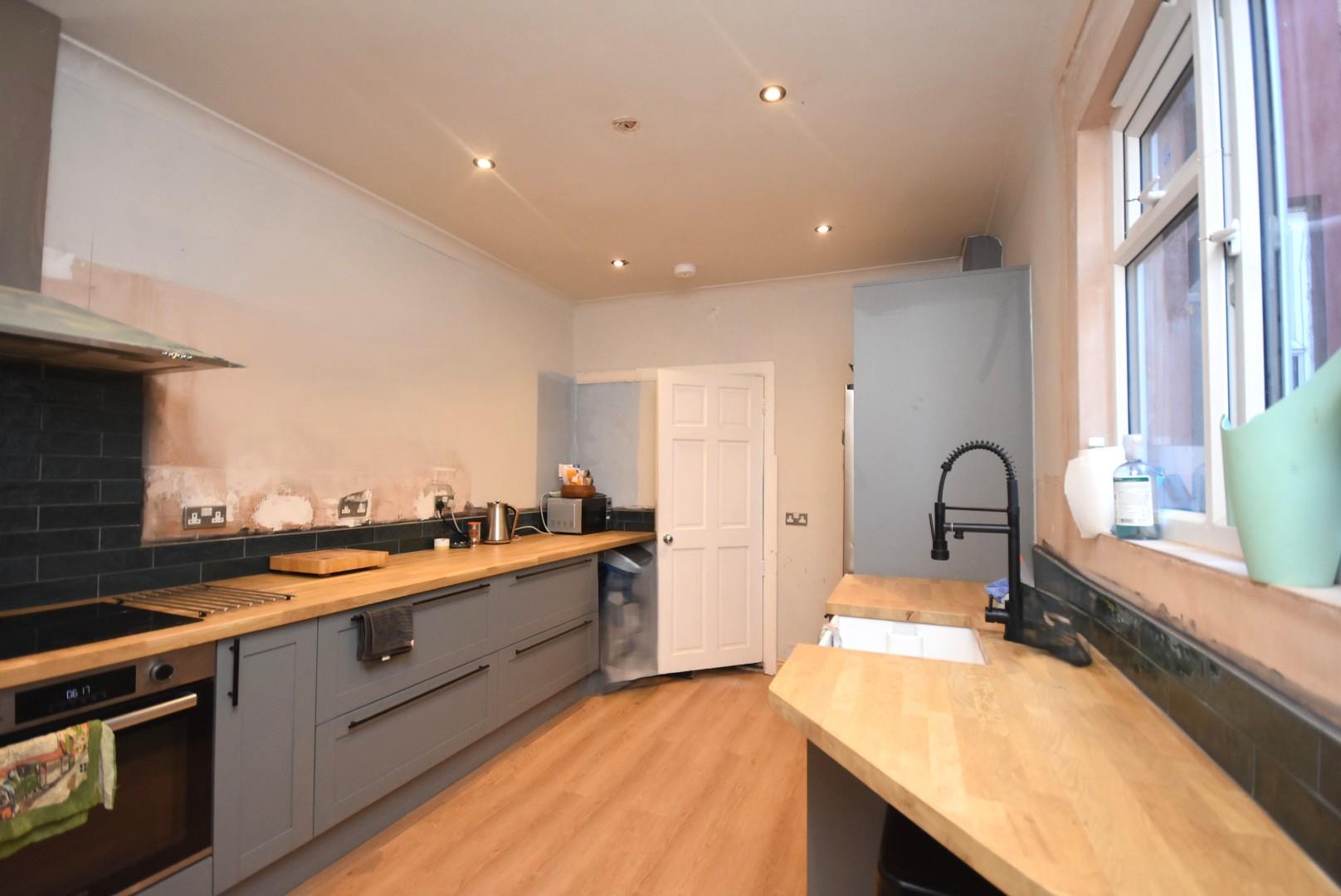 160, Moorland Road, Cardiff, South Glamorgan, CF24 2LQ